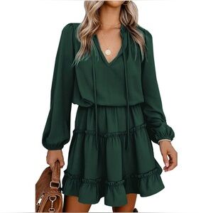 BTFBM NWOT Chic Forest Green Long Sleeve Dress